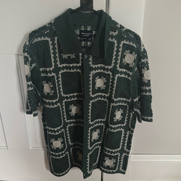 Abercrombie button up sweater - Picture 1 of 3